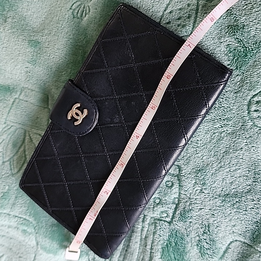 Authentic Chanel Quilted Wallet - Picture 8 of 15